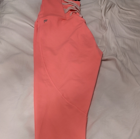 Fabletics - Picture 2 of 3